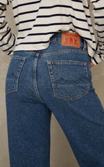 Load image into Gallery viewer, Jeans Liora Cropped
