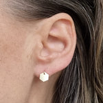 Load image into Gallery viewer, Honeycomb Dangle stud //ONE PIECE
