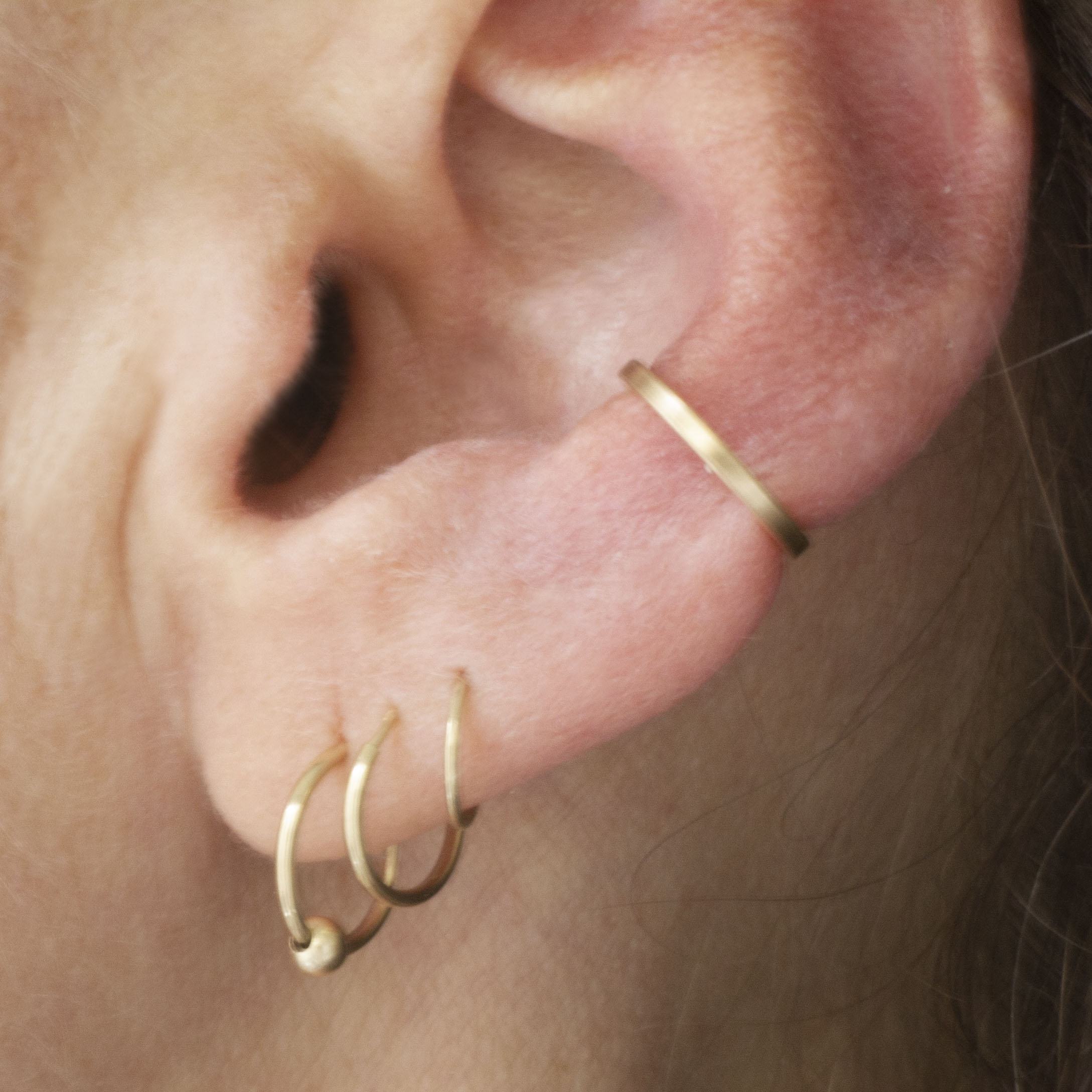 Bold Hammered Earcuff //ONE PIECE
